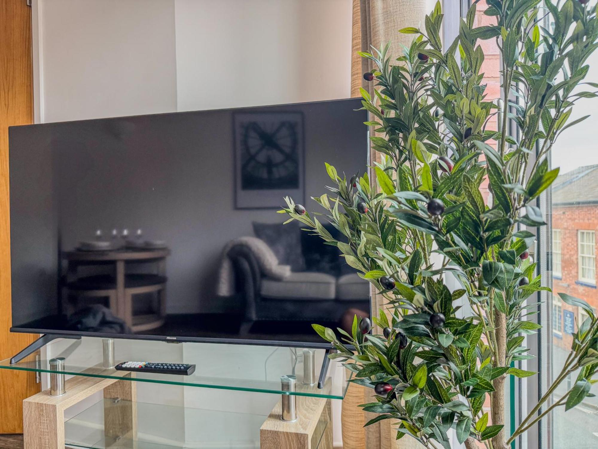 J Quarter 1br - Free Parking - Two *